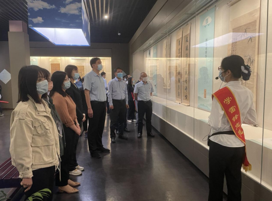 山东水工水资源联合党支部与水发能源机关党支部开展“弘扬廉政文化　永葆清正本色”主题党日活动(图2)