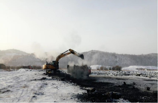鏖战严寒，坚守岗位——山东水工建设科技咨询有限公司现场监理人严把冬季施工各个关口(图2)